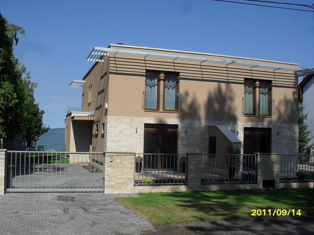 Aba Sea House Villa Balatonszarszo Exterior foto