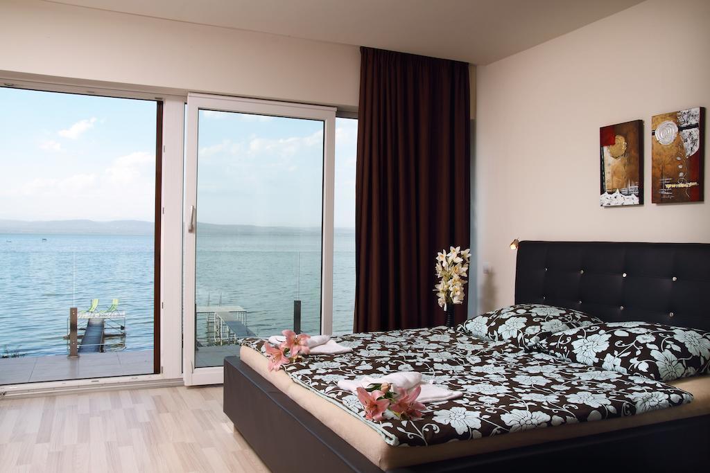 Aba Sea House Villa Balatonszarszo Cameră foto